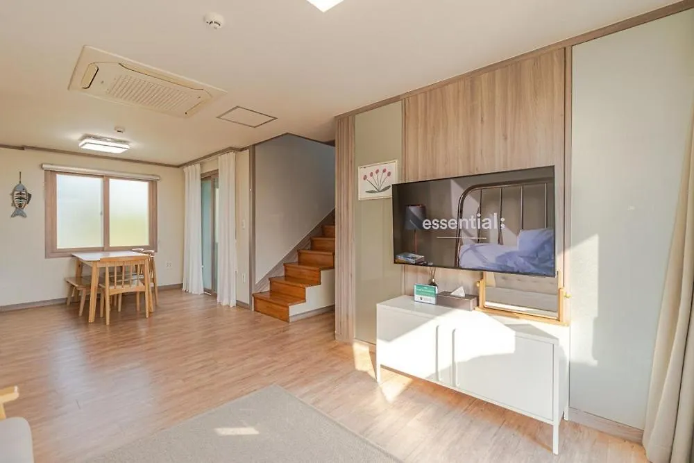Guest house Jeju Aewolae Hyuyang Pension South Korea