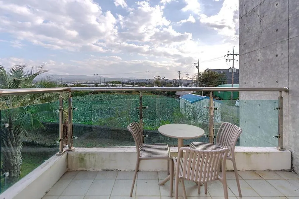Jeju Aewolae Hyuyang Pension