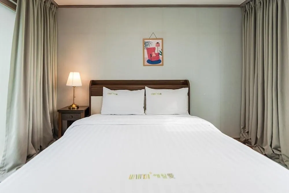 Jeju Aewolae Hyuyang Pension 0*,