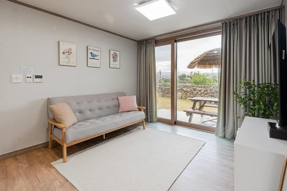 Jeju Aewolae Hyuyang Pension Guest house