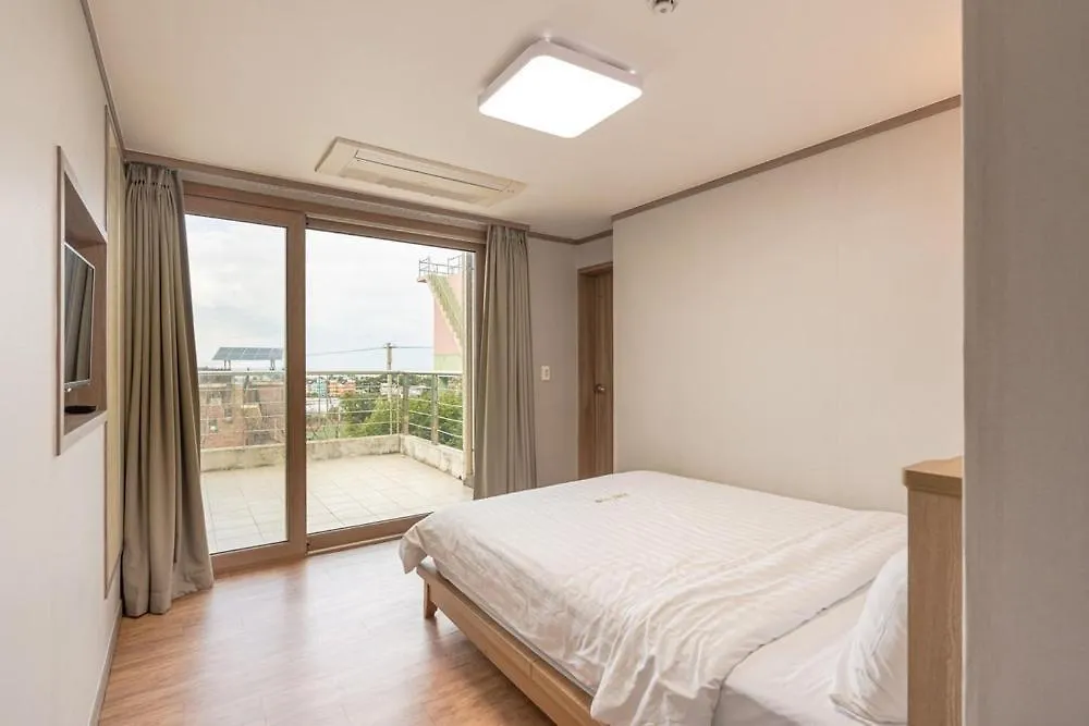Guest house Jeju Aewolae Hyuyang Pension