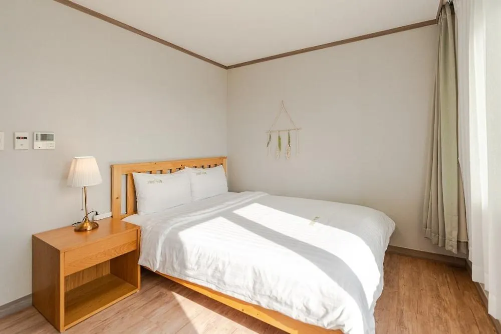 Guest house Jeju Aewolae Hyuyang Pension